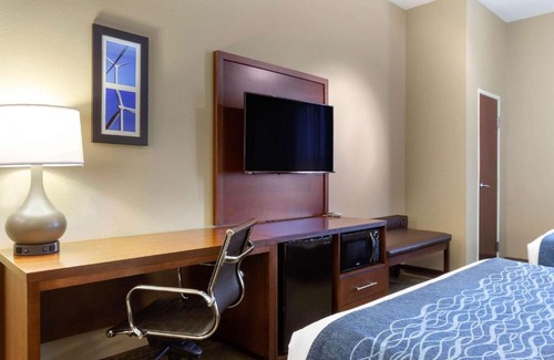 Amarillo Hotel | Comfort Inn & Suites Amarillo East