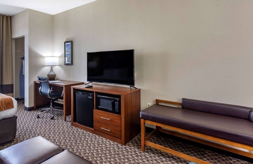 Atoka Hotel | Comfort Inn & Suites Atoka-Millington