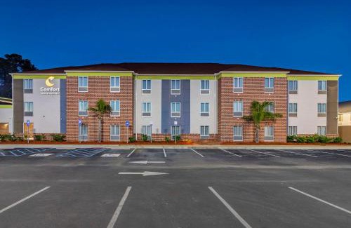 Dock Junction Hotel | Comfort Inn & Suites Brunswick I-95
