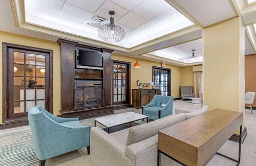 Chestertown Hotel | Comfort Inn & Suites Chestertown