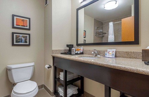 Jenks Hotel | Comfort Inn & Suites Glenpool