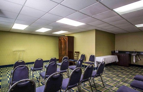 Lantana Hotel | Comfort Inn & Suites Lantana - West Palm Beach South