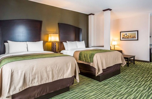 Moore Hotel | Comfort Inn & Suites Moore - Oklahoma City