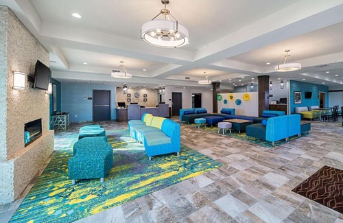 Central Oklahoma City Hotel | Comfort Inn & Suites Oklahoma City near Bricktown