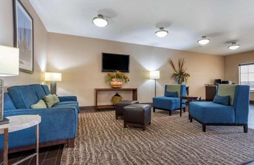 Scott Hotel | Comfort Inn & Suites Scott-West Lafayette