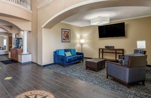 Lubbock Hotel | Comfort Inn & Suites