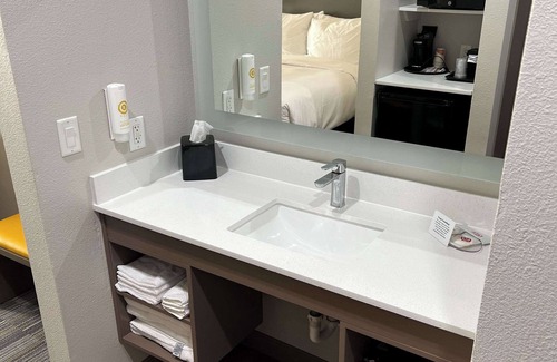 Lubbock Hotel | Comfort Inn & Suites