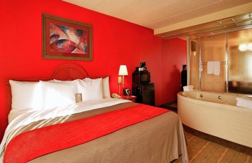 Fairfax Hotel | Comfort Inn University Center
