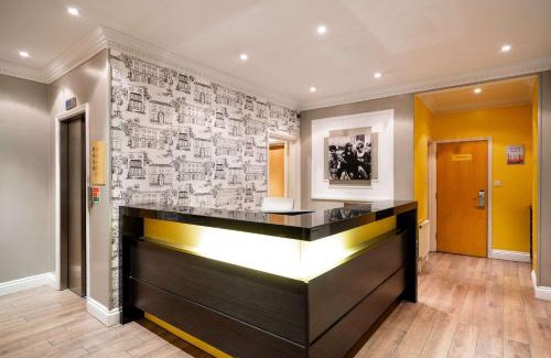 Warwick Hotel | Comfort Inn Victoria