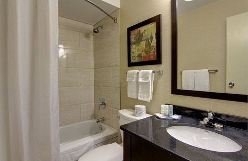 Windsor Hotel | Comfort Inn Windsor
