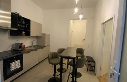 Favoriten Apartment | Comfort & Patio | BG3
