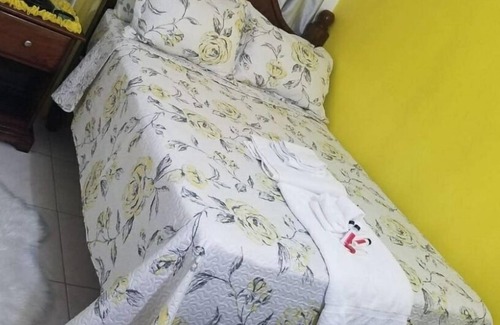 Saint Andrew House | Comfort Plus Amenities- Olive's Nest (Liganea Area)