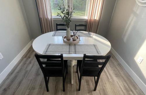 North Port Apartment | Comfort & Relaxation In a New modern home in a Peaceful Neighbourhood