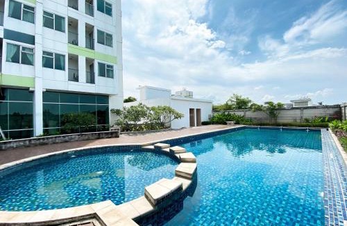 Cikarang Apartment | Comfort Stay Studio at Enviro Apartment By Travelio
