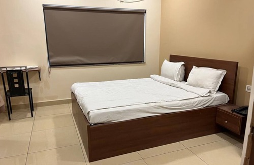 Dumdum Hotel | Comfort Stays Express