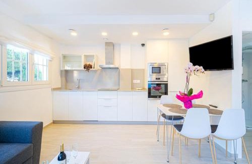 Moraira House | Comfort Steps from the Sea, cleaning included