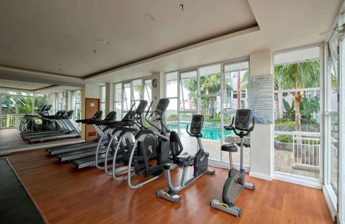Makassar Apartment | Comfort Studio Apartment Vida View Makassar By Travelio