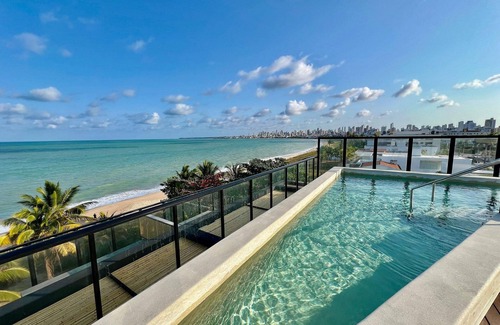 Jardim Oceania Apartment | Comfort Studio with Balcony - Partial Sea View