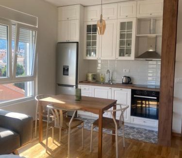 Lazi Apartment | Comfort Stylish Apartment IVSOLE