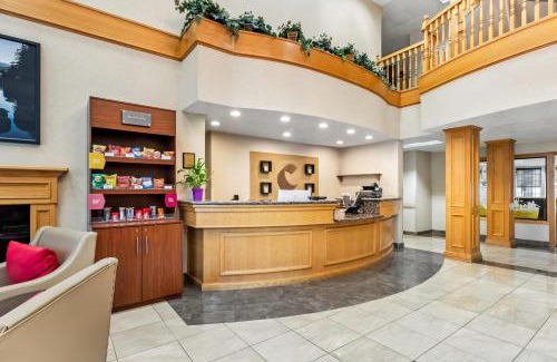 Oatfield Hotel | Comfort Suites Clackamas