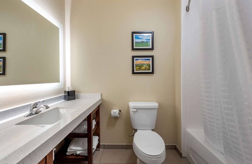 Dry Ridge Hotel | Comfort Suites Dry Ridge