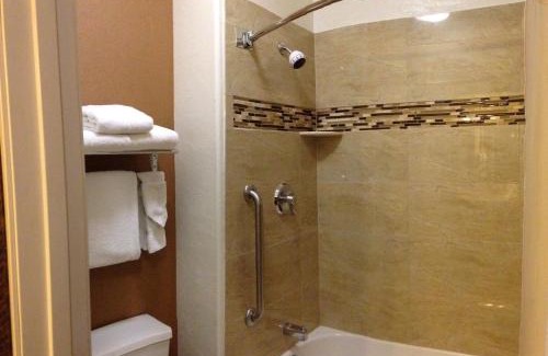 North Central Evergreen Hotel | Comfort Suites Golden West on Evergreen Parkway