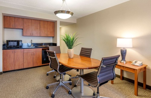 Sudley Hotel | Comfort Suites Manassas Battlefield Park