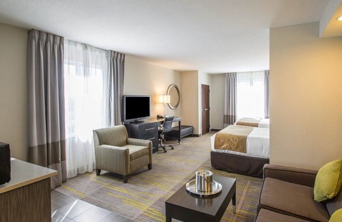 Miami Springs Hotel | Comfort Suites Miami Airport North