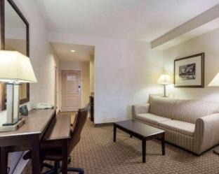 Olive Branch Hotel | Comfort Suites Olive Branch - Memphis South