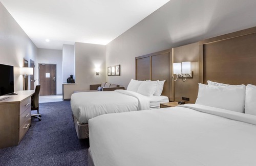 Scottsdale Hotel | Comfort Suites Scottsdale Talking Stick Entertainment District
