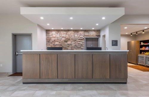 Scottsdale Hotel | Comfort Suites Scottsdale Talking Stick Entertainment District