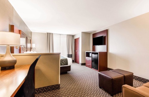 Tuscaloosa Hotel | Comfort Suites Tuscaloosa near University
