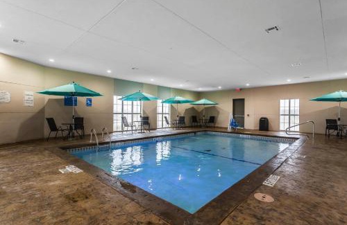 Lubbock Hotel | Comfort Suites - University
