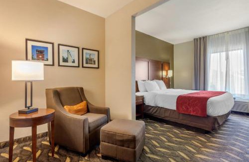 Rolla Hotel | Comfort Suites