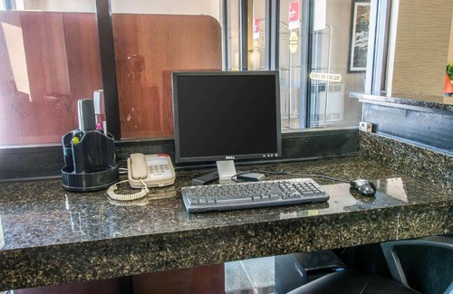 Wixom Hotel | Comfort Suites Wixom - Novi