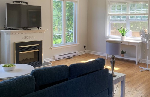 West End House | Comfort With A Touch Of Class #4