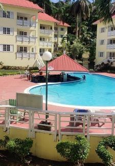 Ocho Rios Apartment | Comfort Zone at The Ridge E17