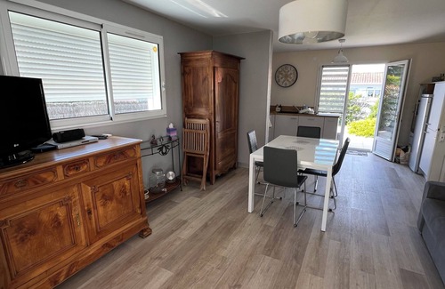 Saint-Hilaire-de-Riez House | Comfortable vacation home ideally located between beach and town center