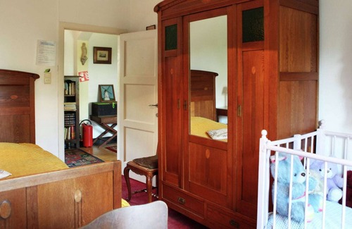Ruiselede Villa | Comfortable Mansion in Doomkerke near Forest