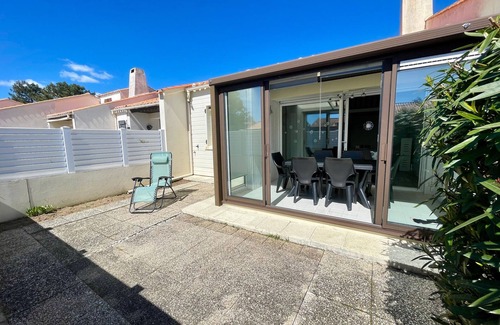 Bretignolles-sur-Mer House | Comfortable house near beach with veranda and private parking