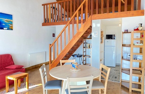 Bretignolles-sur-Mer House | Comfortable House, 300m from Grande Plage des Dunes, with WiFi and Parking