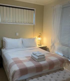 Alexandra Hills House | Comfortable 1 Bedroom Granny Flat with Parking Alexandra Hills