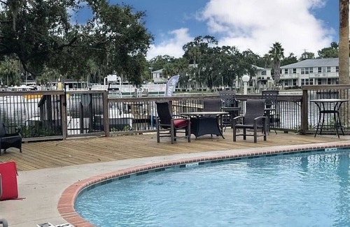 Homosassa House | Comfortable 2-bedroom townhome in charming Homosassa with Pool, Dock access