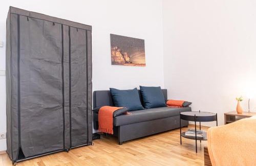 Favoriten Apartment | Comfortable 2BR Shared Apt Next to Vienna Vibrant Center