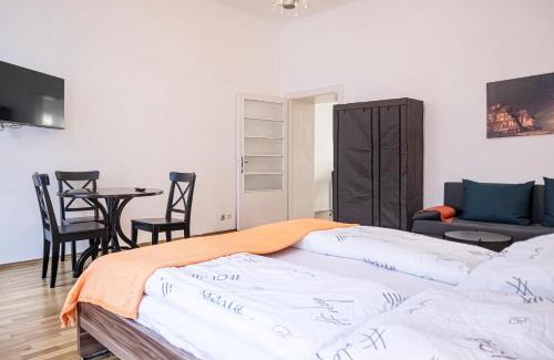 Favoriten Apartment | Comfortable 2BR Shared Apt Next to Vienna Vibrant Center