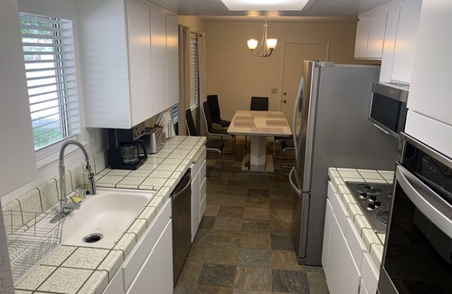 Woodland House | Comfortable 3 bdrm house in South Woodland