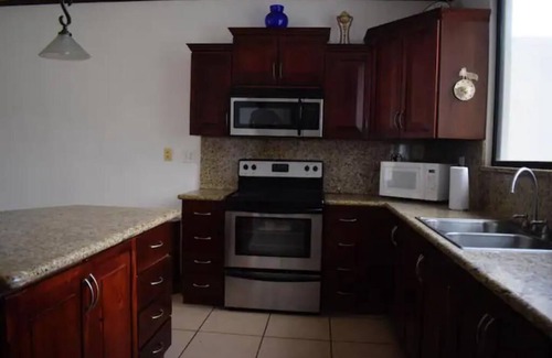 Barrio Ricos y Famosos Condo | Comfortable 3 Bedroom condo in paradise - Destiny Condos in Jacó, Costa Rica!n