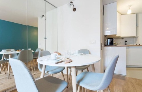 Saint-Vincent-de-Paul Apartment | Comfortable and Convenient Studio in a Lively Parisian District 🏙️✨