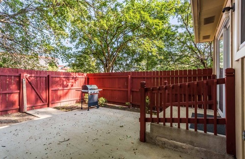 Lenexa House | Comfortable and elegant 3BDR duplex, unit # 3