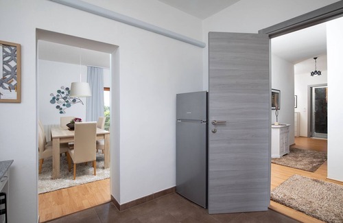 Medulin Apartment | Comfortable and modern apartment, 300 meters from the sea, 3 bedrooms